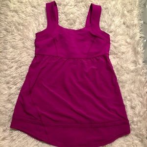 Lululemon Ta-Ta Tamer Tank Top in Size 6